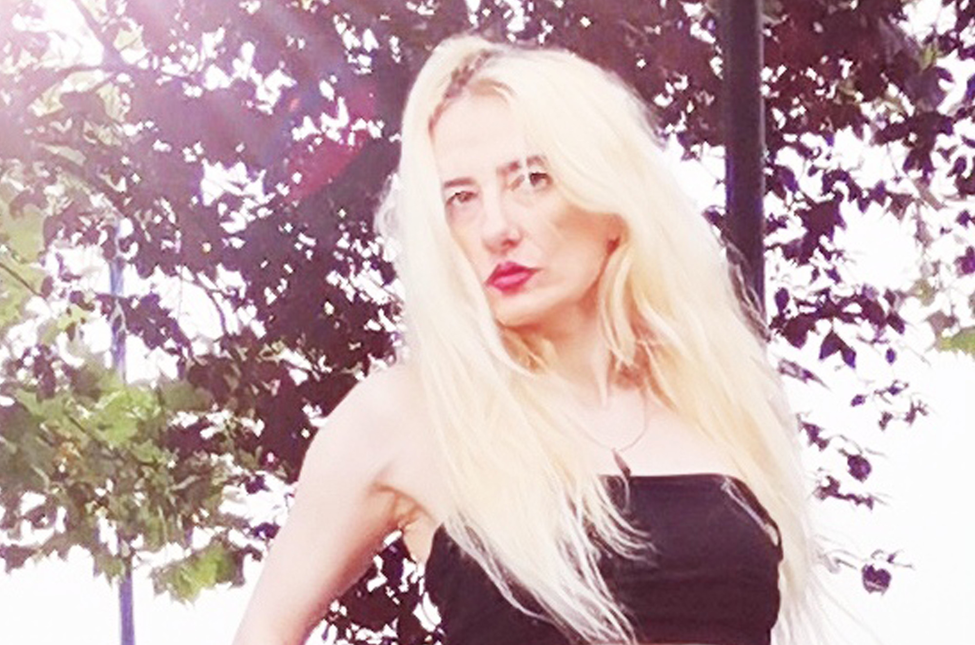 Autentična fotografija DAN BEZ BOLA