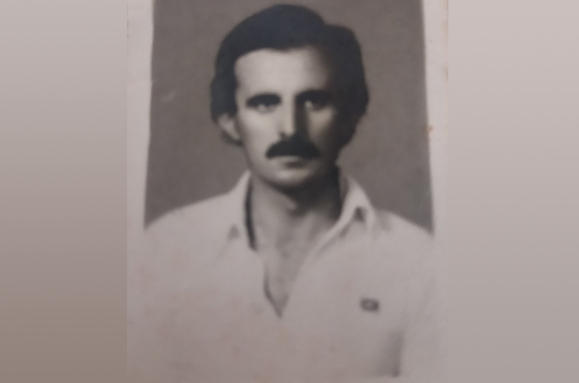 Autentična fotografija Lastin rep